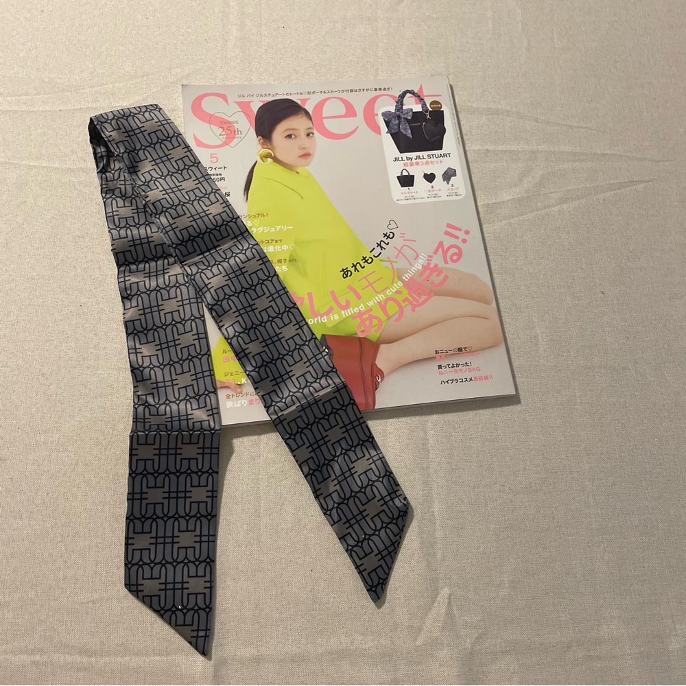 🎁3/$30 NEW Limited Edition Jill by Jill Stuart Scarf Japan
